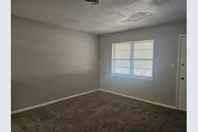 604 E 4th Street, Weatherford, TX 76086 - Photo 3