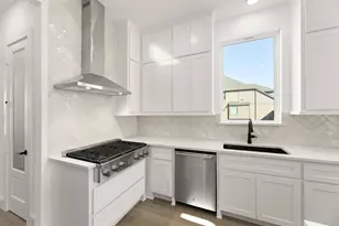 1701 Canals Dr, Little Elm, TX 75068 - Photo 13