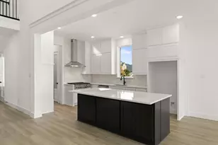 1701 Canals Dr, Little Elm, TX 75068 - Photo 11