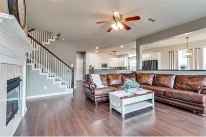 2804 Stonehurst Drive, Grapevine, TX 76051 - Photo 5