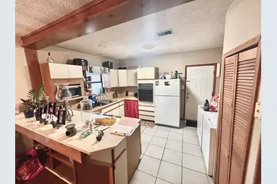 1030 S 10th Street, Abilene, TX 79602 - Photo 5