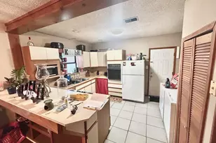 1030 S 10th St, Abilene, TX 79602 - Photo 5