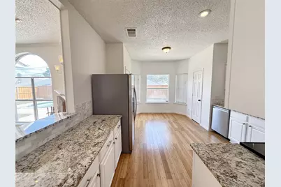 6717 Smallwood, Arlington, TX 76001 - Photo 9