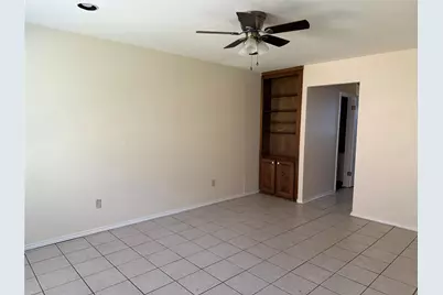 1294 Speight Avenue, Waco, TX 76706 - Photo 15