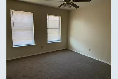 1294 Speight Avenue, Waco, TX 76706 - Photo 13