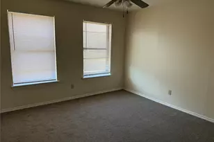 1294 Speight Ave, Waco, TX 76706 - Photo 13