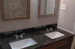 12929 Pennystone Dr, Farmers Branch, TX 75244 - Photo 19