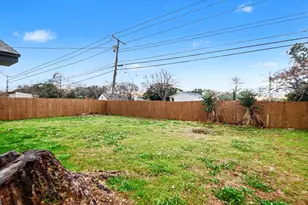 12929 Pennystone Dr, Farmers Branch, TX 75244 - Photo 3