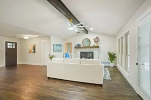 9332 Loma Vista Dr, Dallas, TX 75243 - Photo 5