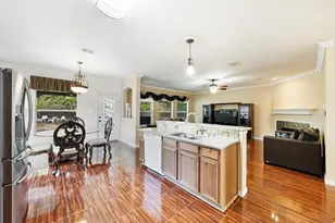 513 Rocky Creek Dr, Mansfield, TX 76063 - Photo 7