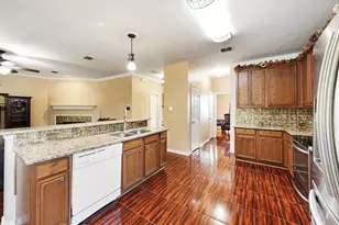 513 Rocky Creek Dr, Mansfield, TX 76063 - Photo 15