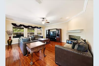 513 Rocky Creek Drive, Mansfield, TX 76063 - Photo 5