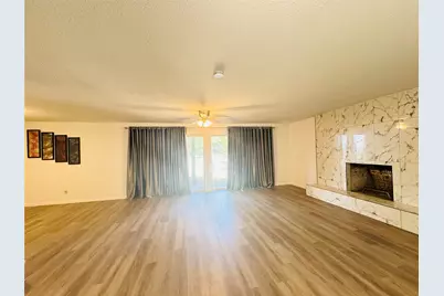 2118 Rock Creek Drive, Grand Prairie, TX 75050 - Photo 9