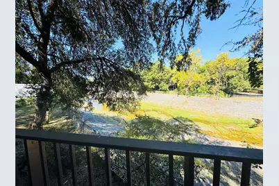 2118 Rock Creek Drive, Grand Prairie, TX 75050 - Photo 29