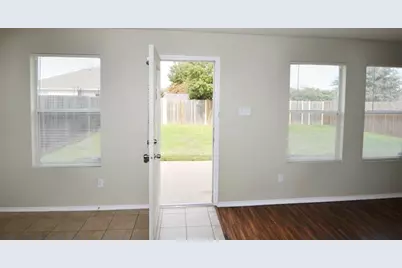 1421 Queens Brook Lane, Fort Worth, TX 76140 - Photo 21