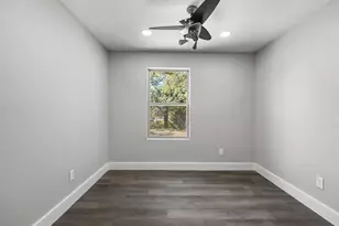 600 Windy Hill Ln, Springtown, TX 76082 - Photo 17