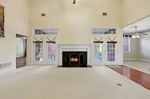 1860 Plum Creek Dr, Midlothian, TX 76065 - Photo 11
