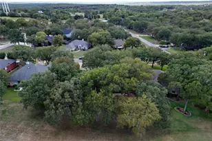 424 Half Moon Way, Runaway Bay, TX 76426 - Photo 19