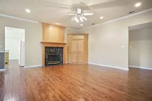 424 Half Moon Way, Runaway Bay, TX 76426 - Photo 3