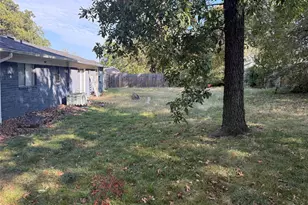 110 S Hickory Ave, Denison, TX 75020 - Photo 15