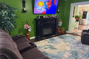 110 S Hickory Ave, Denison, TX 75020 - Photo 13