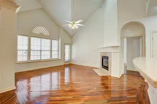 8116 Dogwood Ln, Irving, TX 75063 - Photo 3