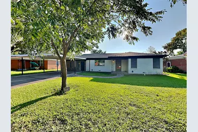 1019 Park Center Street, Benbrook, TX 76126 - Photo 1