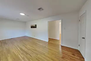 1019 Park Center St, Benbrook, TX 76126 - Photo 3