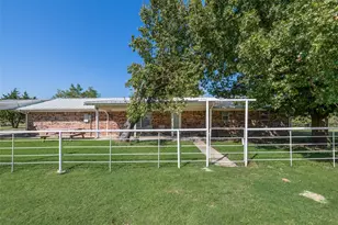 3092 N Trinity St, Decatur, TX 76234 - Photo 21