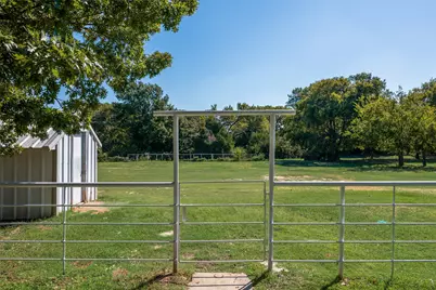 3092 N Trinity Street, Decatur, TX 76234 - Photo 19