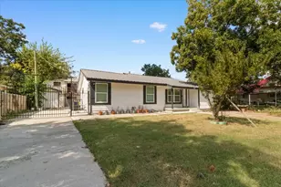 608 N East St, Arlington, TX 76011 - Photo 1