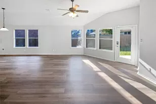 720 Lake Grove Dr, Little Elm, TX 75068 - Photo 3