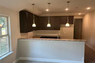 349 Spring Branch Ln, Kennedale, TX 76060 - Photo 5