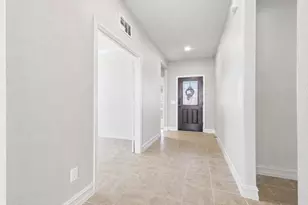 900 Memorial Dr, Little Elm, TX 76227 - Photo 9