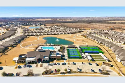 900 Memorial Drive, Little Elm, TX 76227 - Photo 7