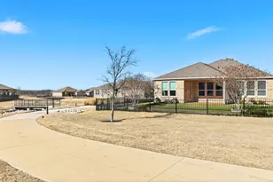 900 Memorial Dr, Little Elm, TX 76227 - Photo 1