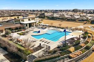 900 Memorial Dr, Little Elm, TX 76227 - Photo 7