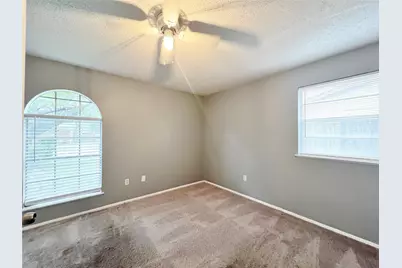 5652 Conlin Drive, Fort Worth, TX 76134 - Photo 19