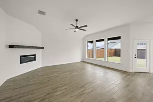 7808 Barley Fld St, Joshua, TX 76058 - Photo 9