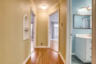 8810 Daytonia Ave, Dallas, TX 75218 - Photo 9