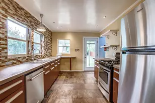 8810 Daytonia Ave, Dallas, TX 75218 - Photo 17