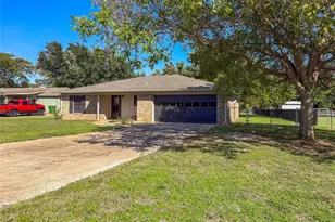 3809 Winding Way, Granbury, TX 76049 - Photo 3