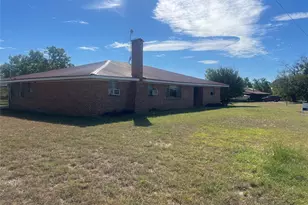 203 Washington Ave, Strawn, TX 76475 - Photo 19