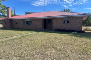 203 Washington Ave, Strawn, TX 76475 - Photo 1