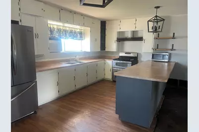 203 Washington Avenue, Strawn, TX 76475 - Photo 5