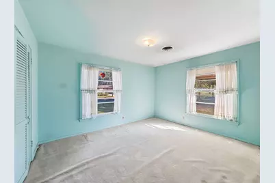 817 S Rusk Street, Gainesville, TX 76240 - Photo 17