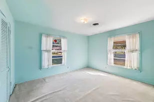 817 S Rusk St, Gainesville, TX 76240 - Photo 17