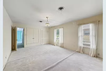 817 S Rusk Street, Gainesville, TX 76240 - Photo 9