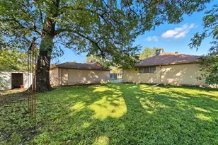 817 S Rusk St, Gainesville, TX 76240 - Photo 25