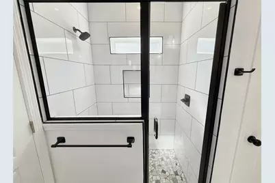 805 Exeter Street, Fort Worth, TX 76104 - Photo 17